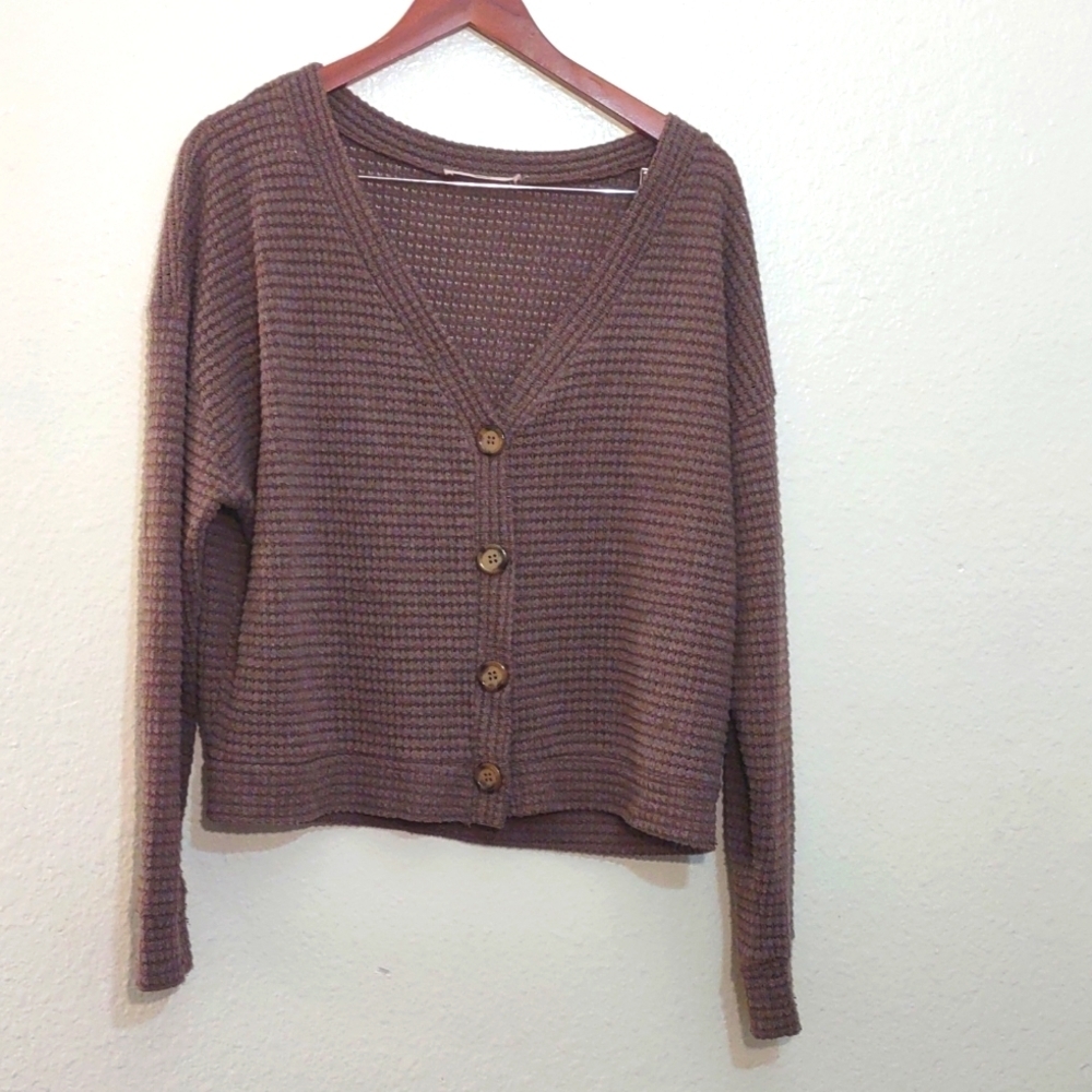 PRE OWNED DOUBLE ZERO LOVELY LARGE CROP CARDIGAN BROWN SIZE L FALL STAPLE